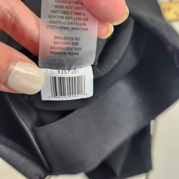 Vince Camuto Black Side Zip Front Pleated Pants Size 12 - Picture 3 of 13